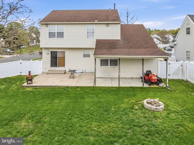 301 PLATINUM CT, Glassboro, NJ 08028
