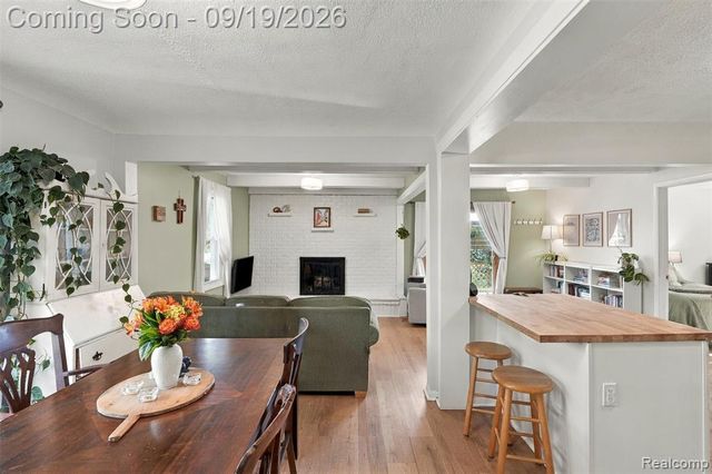 5250 Van Winkle Street, Brighton, MI 48116