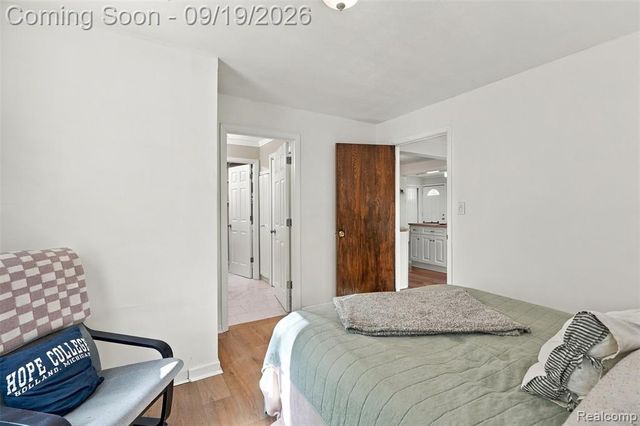 5250 Van Winkle Street, Brighton, MI 48116