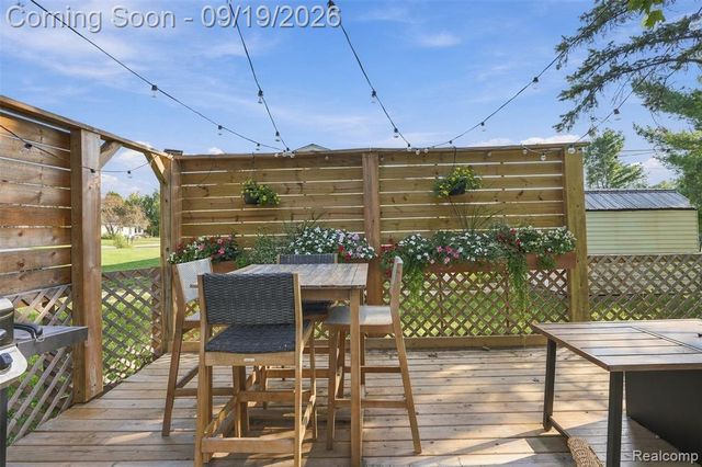 5250 Van Winkle Street, Brighton, MI 48116