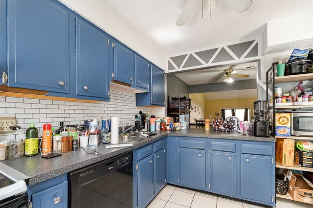 1053 Heritage Dr, Madison, TN 37115