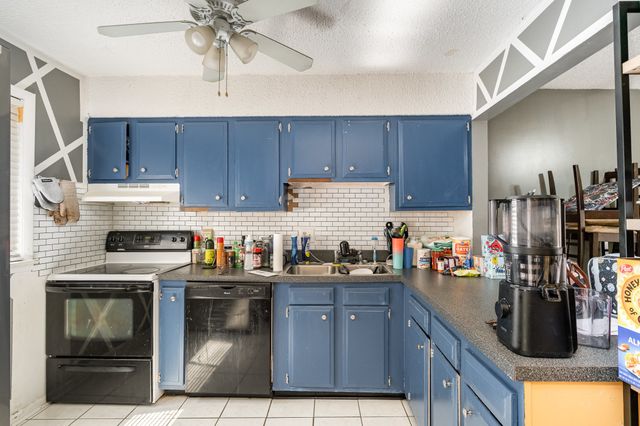 1053 Heritage Dr, Madison, TN 37115