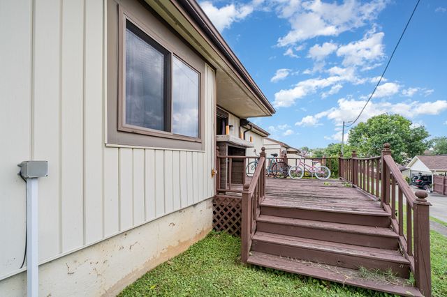 1053 Heritage Dr, Madison, TN 37115