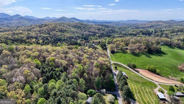 74 Timber Lane, Blairsville, GA 30512