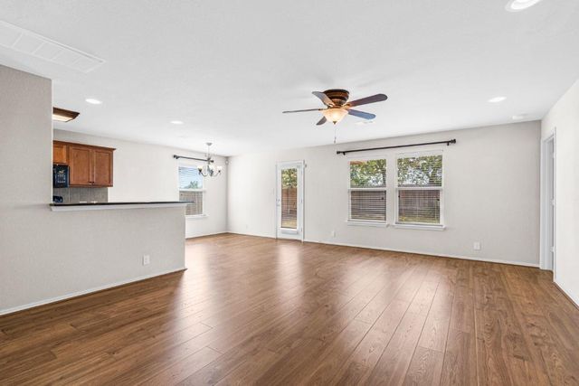 315 Lidell ST, Hutto, TX 78634