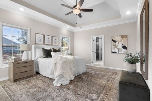 667 Woodrush Dr, Clarksville, TN 37040