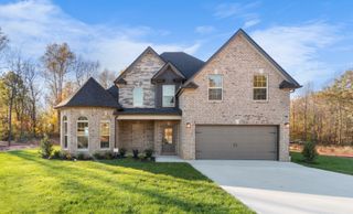 667 Woodrush Dr, Clarksville, TN 37040