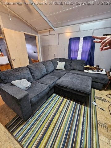 25 Veranda Lane, Elkview, WV 25071