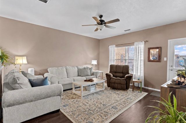 6352 Seagull Lane, Fort Worth, TX 76179