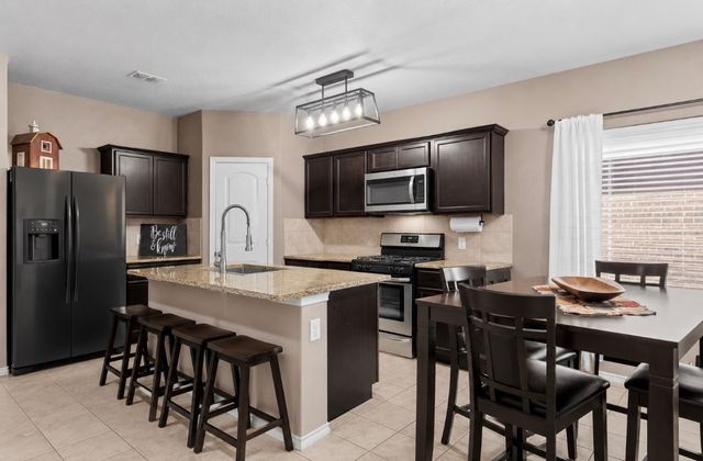 6352 Seagull Lane, Fort Worth, TX 76179