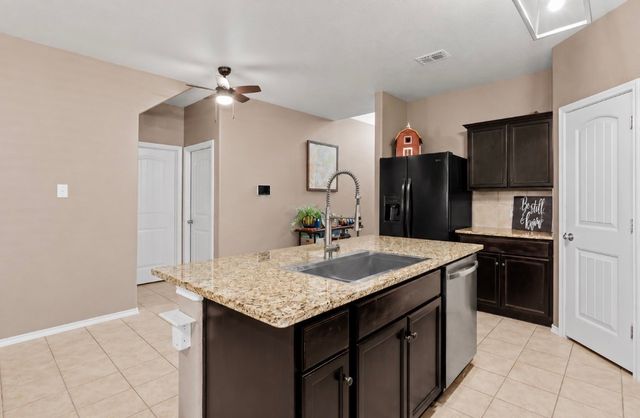 6352 Seagull Lane, Fort Worth, TX 76179