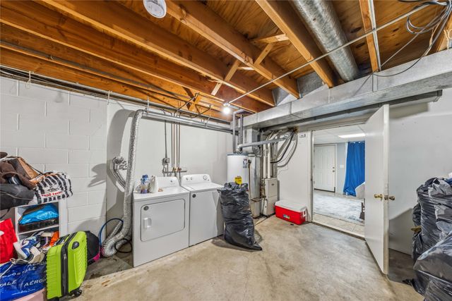 707 & 715 E Mckinley Avenue, Des Moines, IA 50315