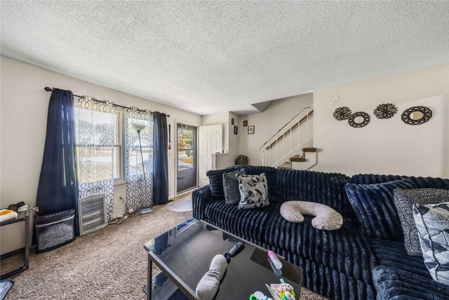 707 & 715 E Mckinley Avenue, Des Moines, IA 50315