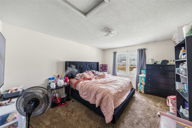 707 & 715 E Mckinley Avenue, Des Moines, IA 50315