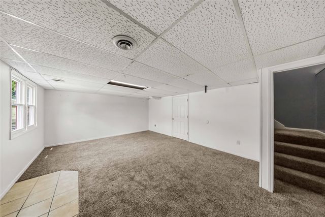 707 & 715 E Mckinley Avenue, Des Moines, IA 50315