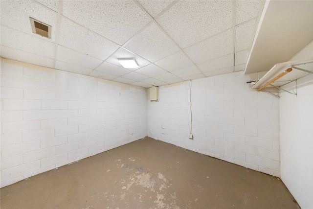 707 & 715 E Mckinley Avenue, Des Moines, IA 50315