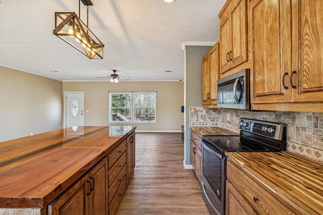 2901 Campground Hollow Road, Nunnelly, TN 37137