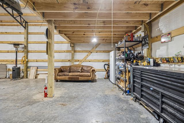 2901 Campground Hollow Road, Nunnelly, TN 37137