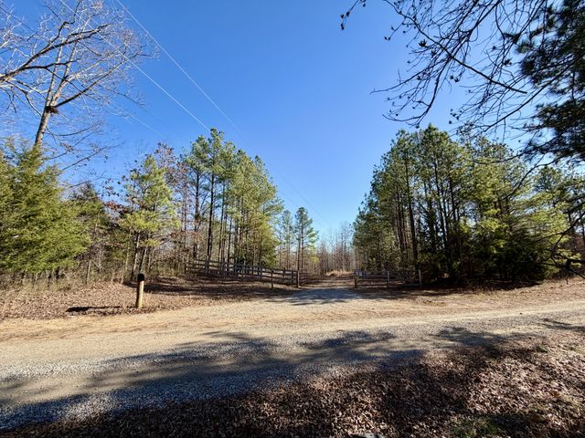 2901 Campground Hollow Road, Nunnelly, TN 37137