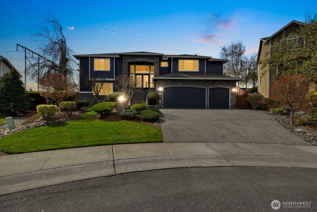 3010 219th Avenue E, Lake Tapps, WA 98391