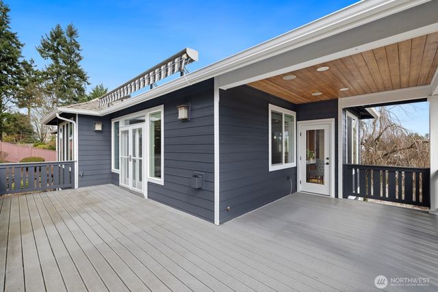 3010 219th Avenue E, Lake Tapps, WA 98391
