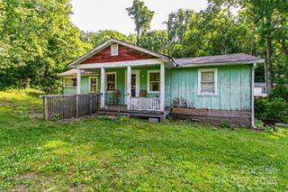 121 Sugar Cove Road, Weaverville, NC 28787