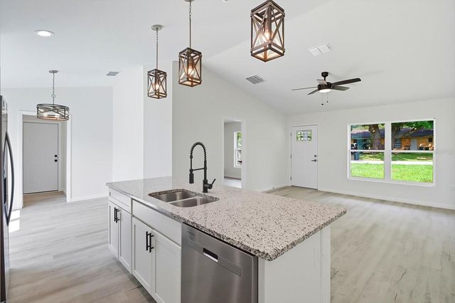 19857 SW FLAMINGO DRIVE, Dunnellon, FL 34431