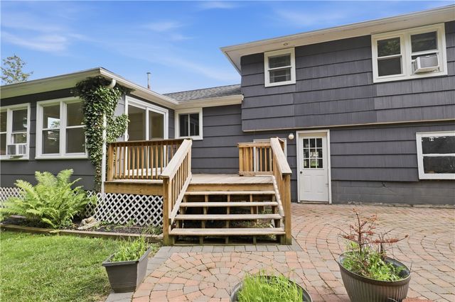 58 Kirkland Drive, Penfield, NY 14580
