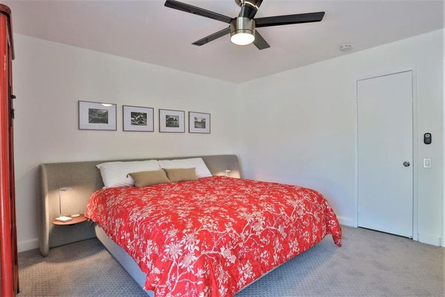 1421 Sunflower Circle N, Palm Springs, CA 92262