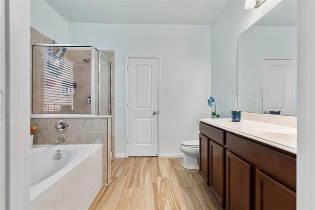9412 Savannah Holly Drive, Houston, TX 77075