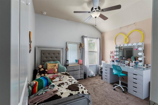 9412 Savannah Holly Drive, Houston, TX 77075
