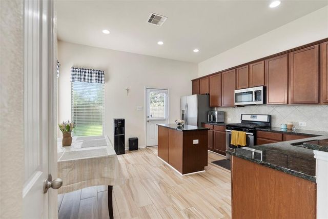 9412 Savannah Holly Drive, Houston, TX 77075