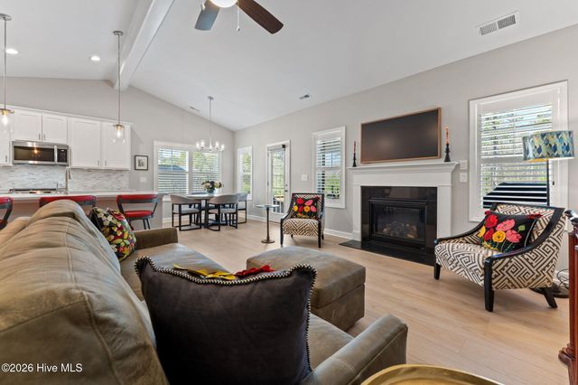 207 Rough Ridge Trail 13, Aberdeen, NC 28315