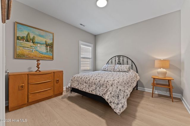 207 Rough Ridge Trail 13, Aberdeen, NC 28315