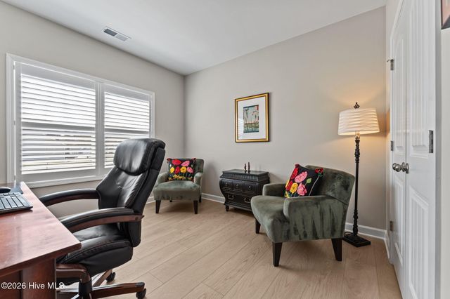 207 Rough Ridge Trail 13, Aberdeen, NC 28315