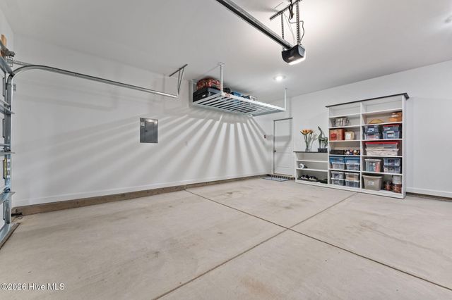 207 Rough Ridge Trail 13, Aberdeen, NC 28315