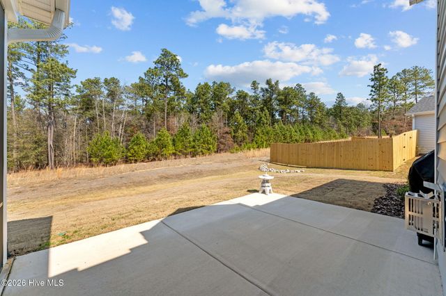 207 Rough Ridge Trail 13, Aberdeen, NC 28315