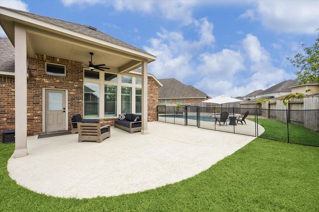 19102 Shoreside Terrace, Manvel, TX 77578