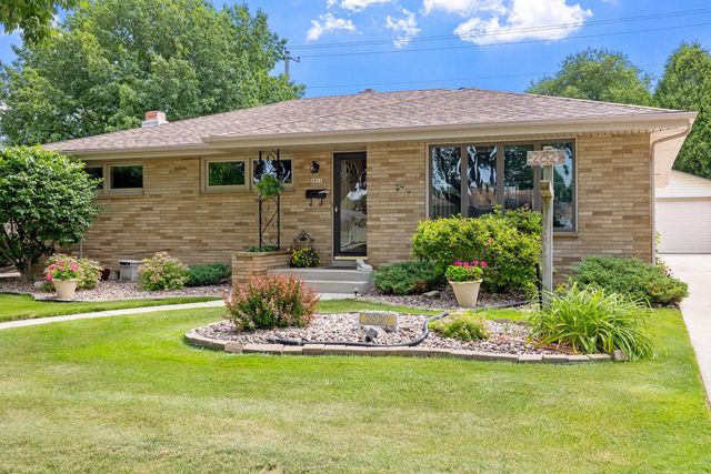 2821 S 18th STREET, Sheboygan, WI 53081