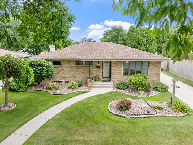 2821 S 18th STREET, Sheboygan, WI 53081