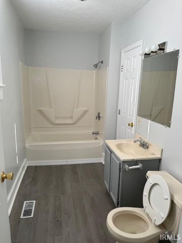 920 E Walnut Street, Kokomo, IN 46901