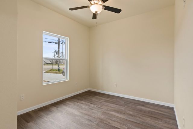 516 Elm Street, Pittsburg, TX 75686
