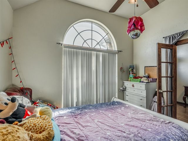 1004 Majestic Avenue, Yukon, OK 73099