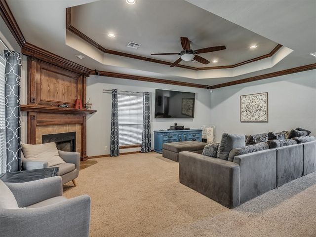 1004 Majestic Avenue, Yukon, OK 73099