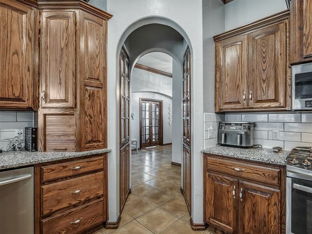 1004 Majestic Avenue, Yukon, OK 73099