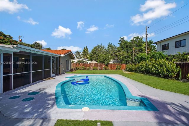 912 NE 9th Court, Pompano Beach, FL 33060