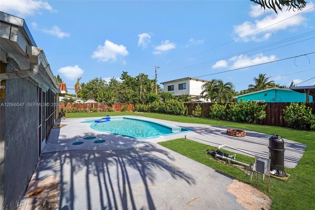 912 NE 9th Court, Pompano Beach, FL 33060