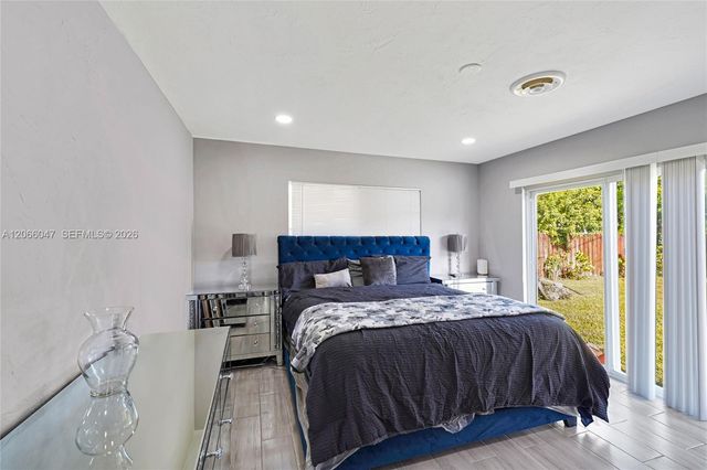 912 NE 9th Court, Pompano Beach, FL 33060