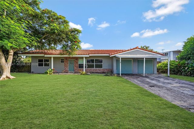 912 NE 9th Court, Pompano Beach, FL 33060