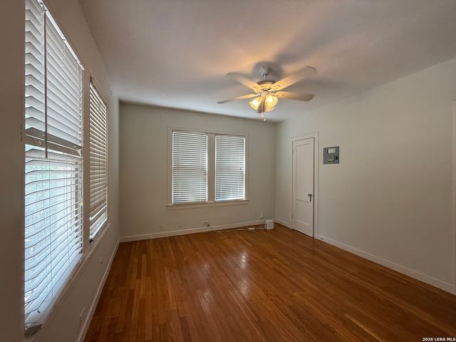 6713 Broadway, San Antonio, TX 78209